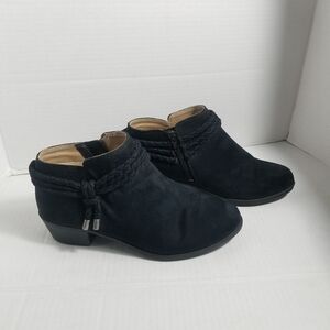 LIFE STRIDE BLACK SMALL HEELED ANKLE BOOTS SIZE 6.5 WIDE